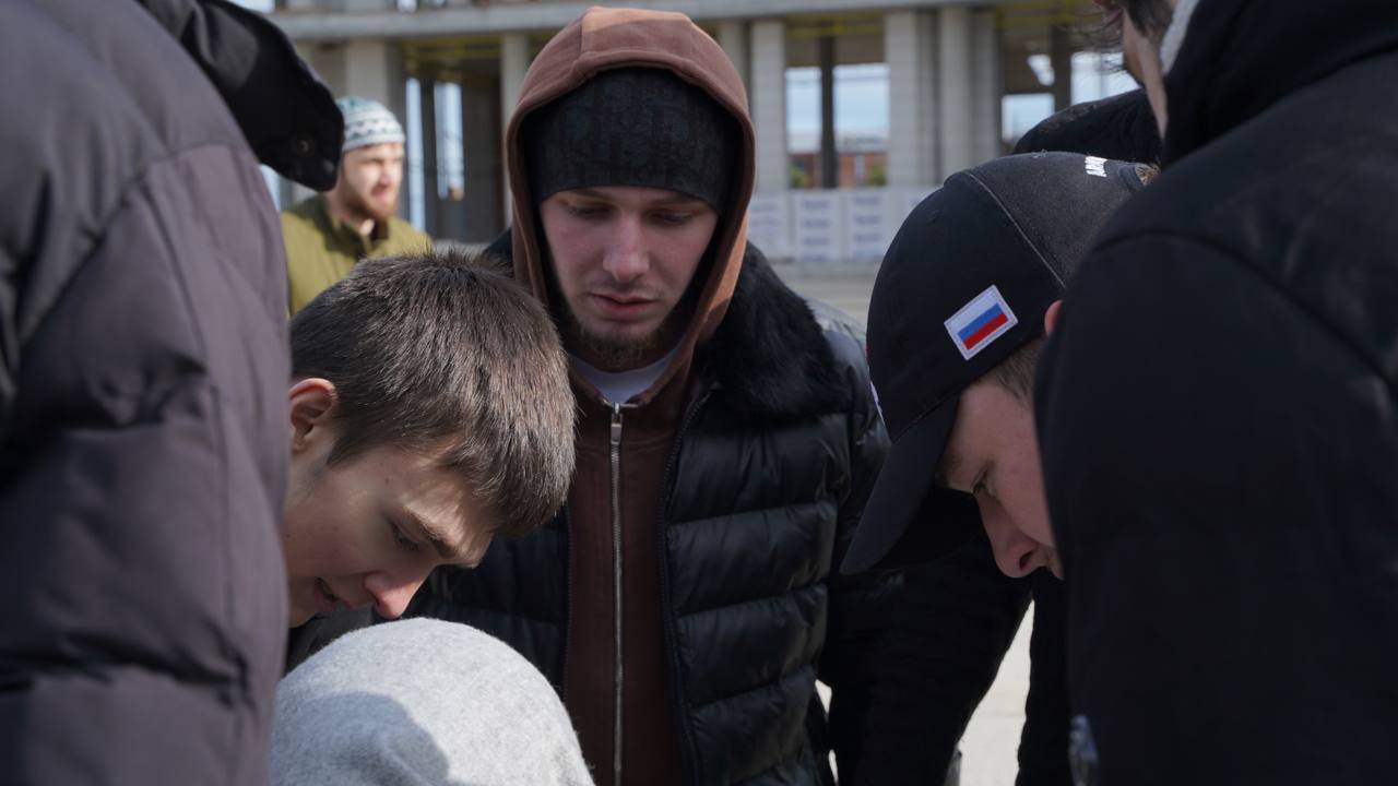 Студенты Гуманитарно-педагогического колледжа приняли участие в спартакиаде «За здоровый образ жизни», организованной ДГИ